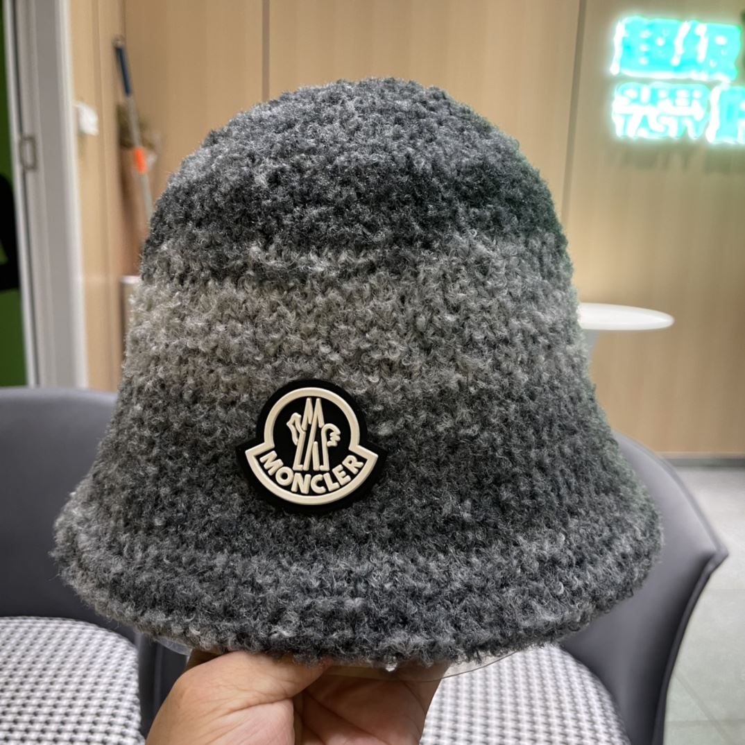 Moncler Caps